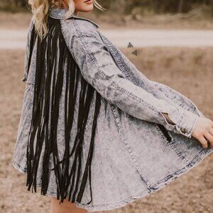 2FLYCO ‎ HILDAGO FALLS  LADIES DENIM/CHAMBRAY JACKET WITH FRINGE NWT